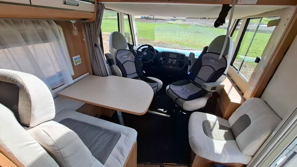 DETHLEFFS Globebus I2 – Intégral compact et économique – 5