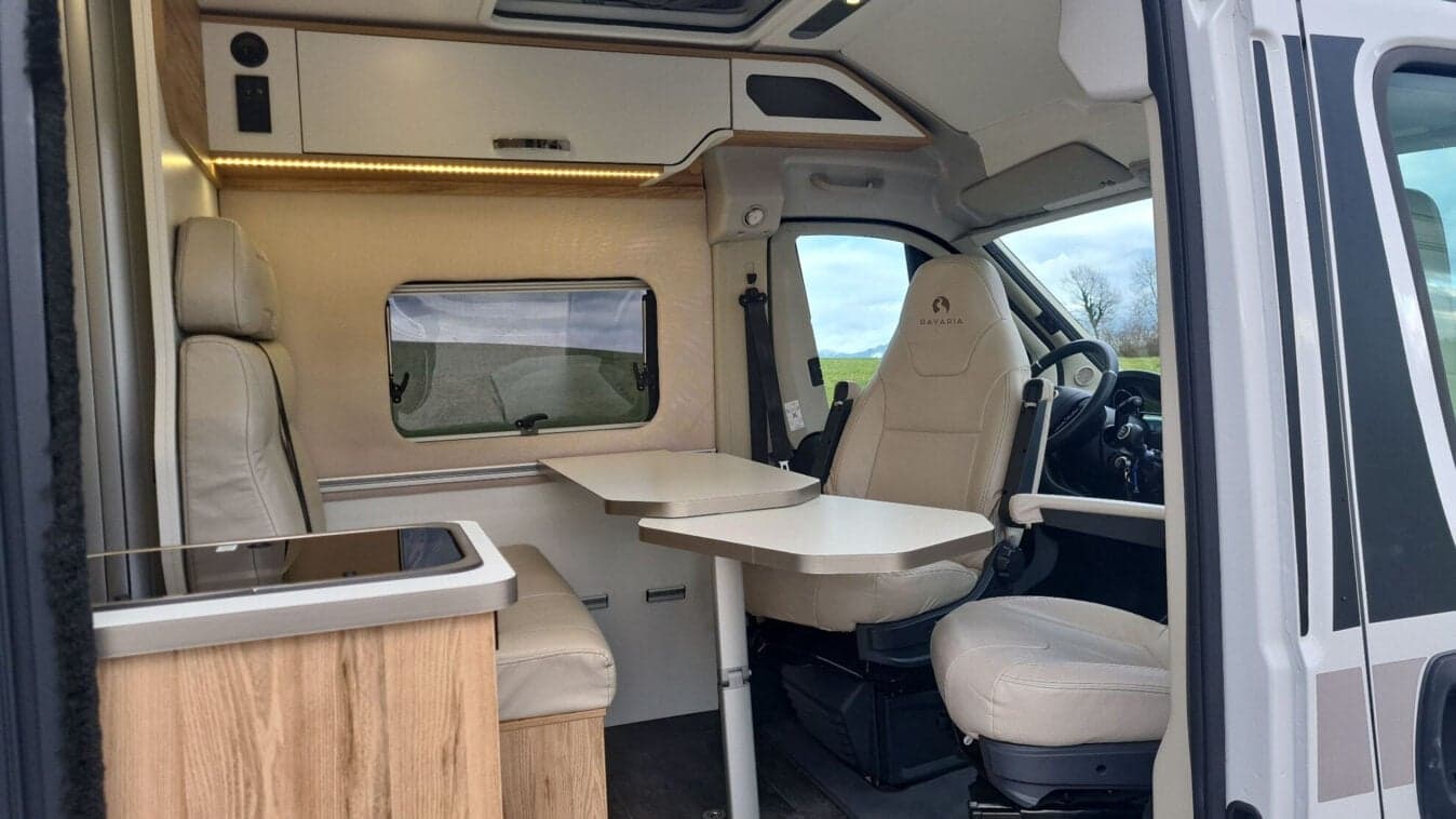 FIAT BAVARIA K600G – Fourgon aménagé 4 couchages avec toit relevable – 6